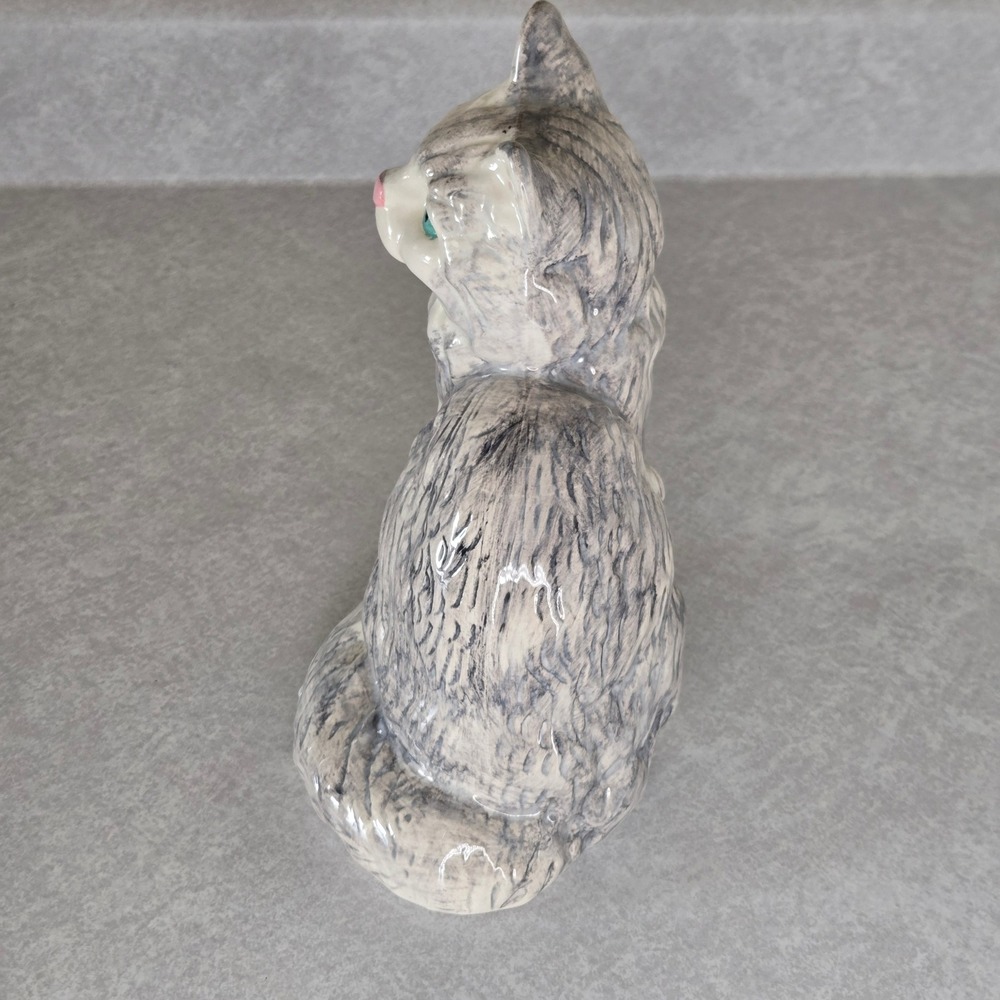 Vintage Ceramic Cat Figurine Gray White Aqua Pink Cat Lover‎ Decor Cute Kitten - Picture 4 of 7